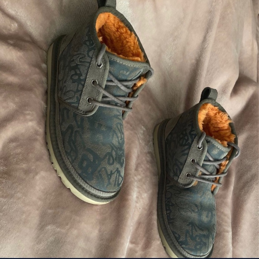 Limited edition UGG graffiti neumel boots